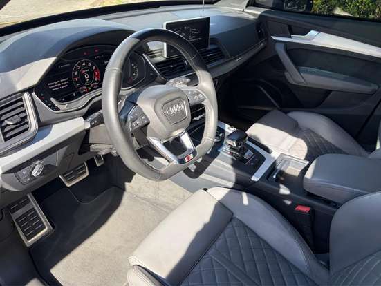 AUDI-SQ5-2018