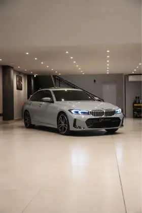 BMW 320i 2.0 16V TURBO FLEX M SPORT AUTOMÁTICO BMW 320i 2.0 16V TURBO FLEX M SPORT AUTOMÁTICO