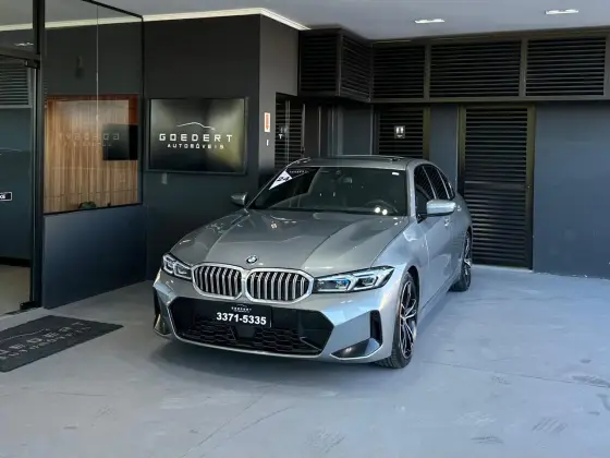 BMW 320i 2.0 16V TURBO FLEX M SPORT AUTOMÁTICO BMW 320i 2.0 16V TURBO FLEX M SPORT AUTOMÁTICO