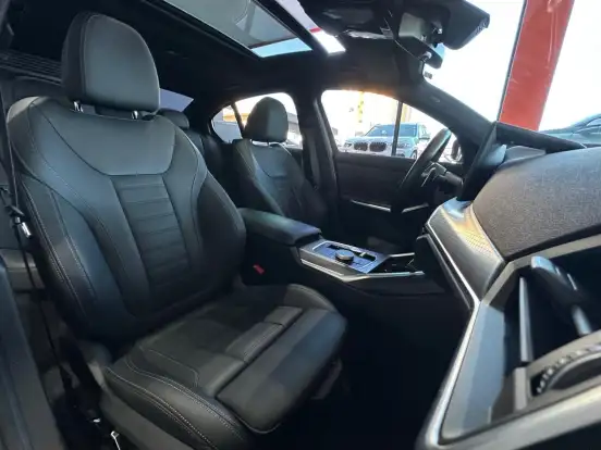 BMW-320i-2024