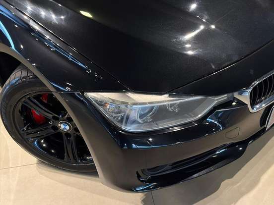 BMW-320i-2014