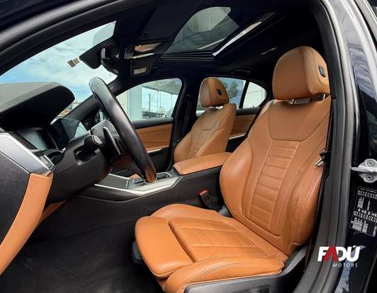 BMW-320i-2021