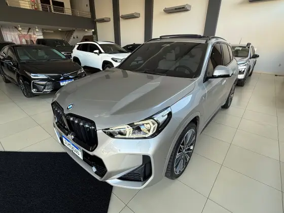 BMW iX1 ELÉTRICO XDRIVE30 M SPORT BMW iX1 ELÉTRICO XDRIVE30 M SPORT