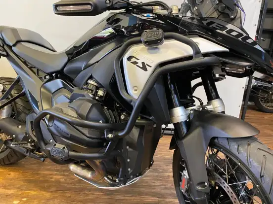 BMW-R 1300 GS TRIPLE BLACK BMW-R 1300 GS TRIPLE BLACK-2024