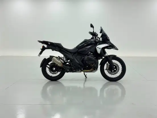 BMW-R 1300 GS TRIPLE BLACK BMW-R 1300 GS TRIPLE BLACK-2024