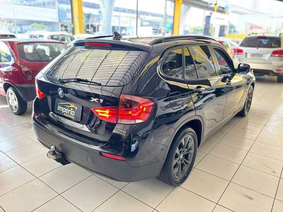 BMW-X1-2.0 18I 4X2 24V GASOLINA 4P AUTOMÁTICO BMW-X1-2010