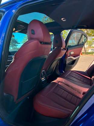 BMW-320i-2022