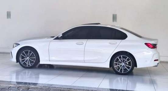 BMW-320i-2024