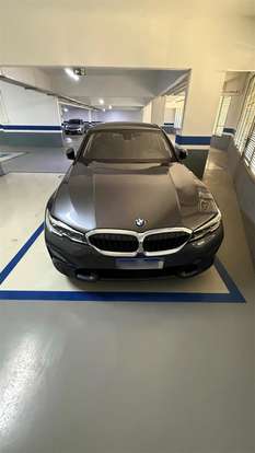 BMW-320i-2019
