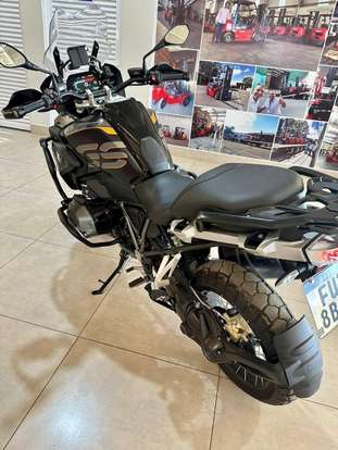 BMW-R 1250 GS ADVENTURE PREMIUM + EXCLUSIVE-2020