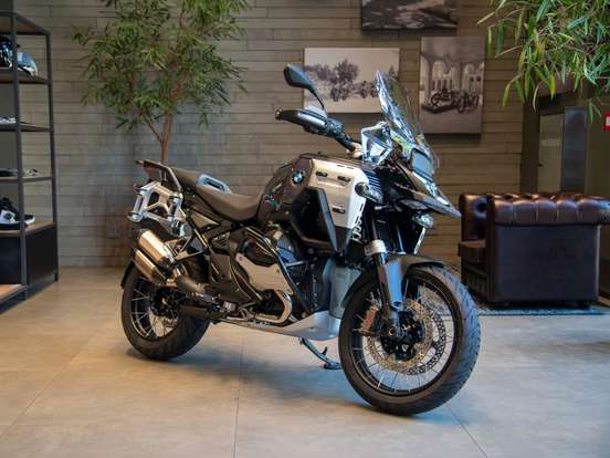 BMW-R 1300 GS ADVENTURE TRIPLE BLACK BMW-R 1300 GS ADVENTURE TRIPLE BLACK-2026