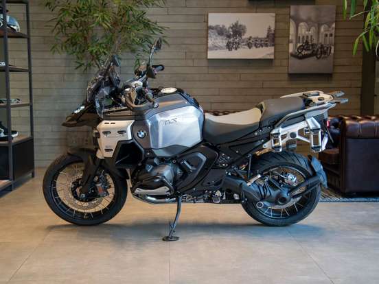 BMW-R 1300 GS ADVENTURE TRIPLE BLACK BMW-R 1300 GS ADVENTURE TRIPLE BLACK-2026