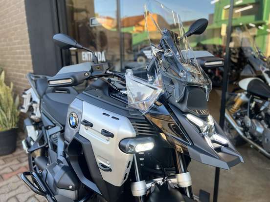 BMW-R 1300 GS ADVENTURE TRIPLE BLACK BMW-R 1300 GS ADVENTURE TRIPLE BLACK-2025