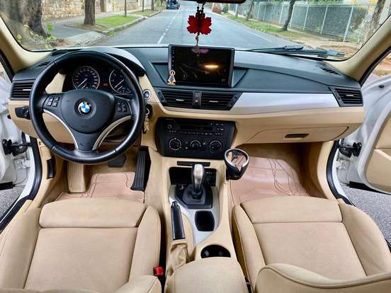 BMW-X1-2010