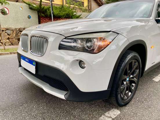 BMW-X1-2010