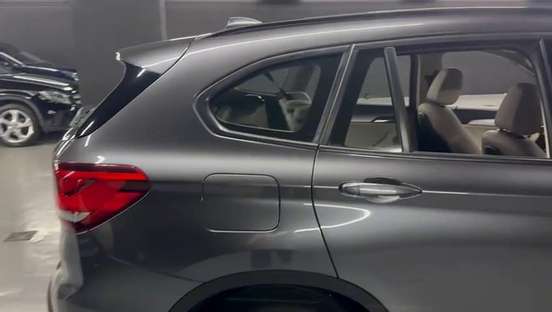 BMW-X1-2021