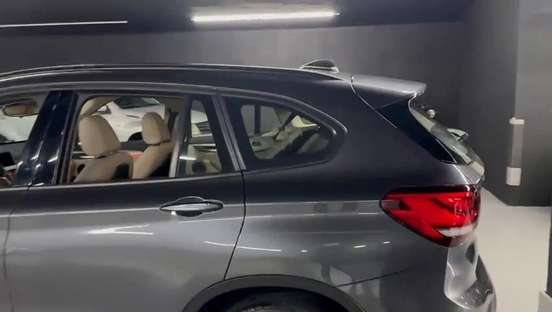 BMW-X1-2021