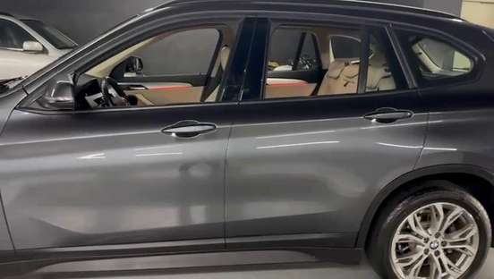 BMW-X1-2021