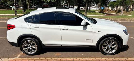BMW-X4-2.0 28I X LINE 4X4 16V TURBO GASOLINA 4P AUTOMÁTICO BMW-X4-2016