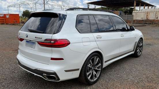 BMW-X7-4.4 V8 GASOLINA M50i DARK SHADOW EDITION STEPTRONIC BMW-X7-2021