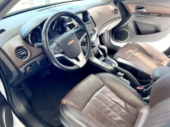 CHEVROLET-CRUZE-2015