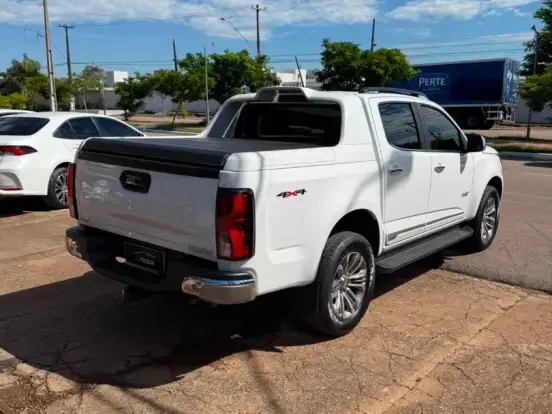 CHEVROLET-S10-2.8 16V TURBO DIESEL HIGH COUNTRY CD 4X4 AUTOMÁTICO CHEVROLET-S10-2025