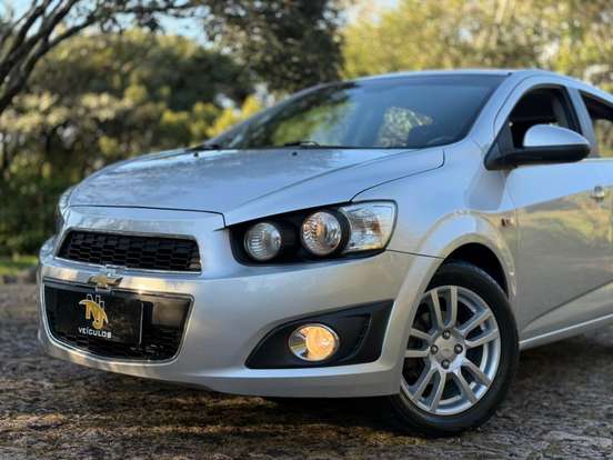 CHEVROLET-SONIC-1.6 LTZ 16V FLEX 4P AUTOMÁTICO CHEVROLET-SONIC-2012