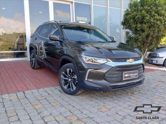 CHEVROLET-TRACKER-2023