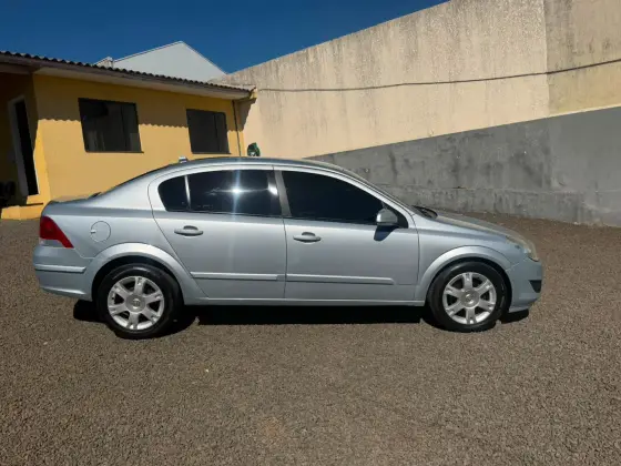 CHEVROLET VECTRA 2.0 MPFI ELEGANCE 8V 140CV FLEX 4P MANUAL CHEVROLET VECTRA 2.0 MPFI ELEGANCE 8V 140CV FLEX 4P MANUAL
