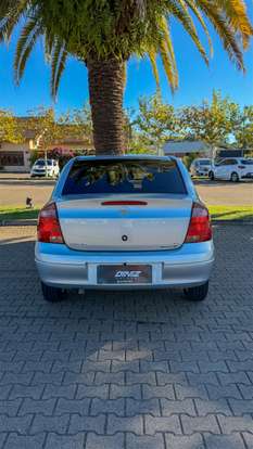 CHEVROLET-CORSA-2010