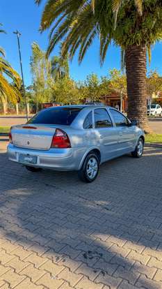 CHEVROLET-CORSA-2010