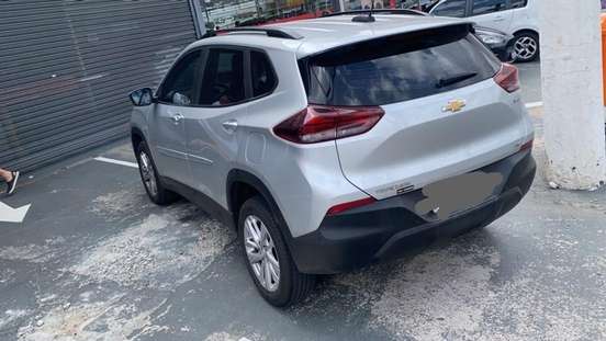 CHEVROLET-TRACKER-2023