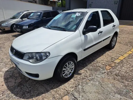 FIAT PALIO 1.0 MPI FIRE 8V FLEX 4P MANUAL FIAT PALIO 1.0 MPI FIRE 8V FLEX 4P MANUAL