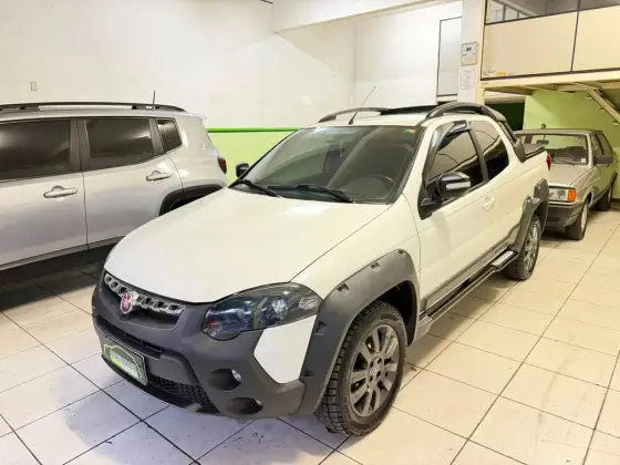 FIAT STRADA 1.8 MPI ADVENTURE CD 16V FLEX 3P MANUAL FIAT STRADA 1.8 MPI ADVENTURE CD 16V FLEX 3P MANUAL
