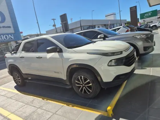 FIAT TORO 1.3 TURBO 270 FLEX ENDURANCE AT6 FIAT TORO 1.3 TURBO 270 FLEX ENDURANCE AT6
