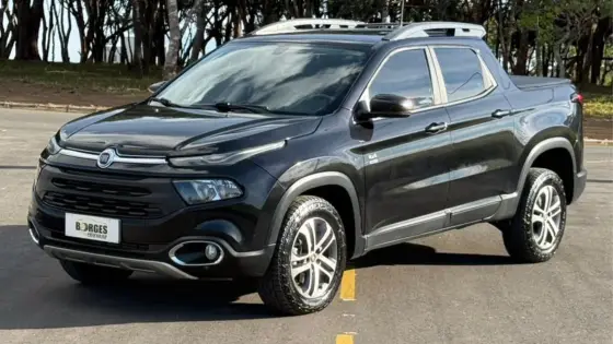 FIAT TORO 2.0 16V TURBO DIESEL FREEDOM 4WD AT9 FIAT TORO 2.0 16V TURBO DIESEL FREEDOM 4WD AT9