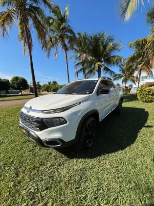FIAT TORO 2.0 16V TURBO DIESEL VOLCANO 4WD AT9