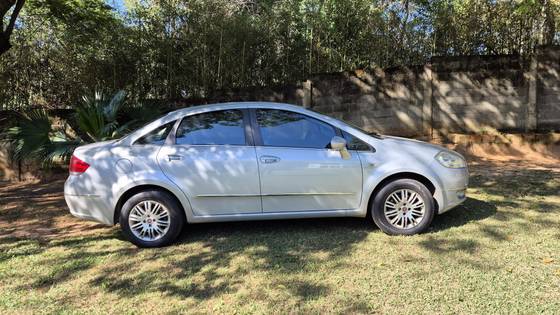FIAT LINEA 1.8 ESSENCE 16V FLEX 4P AUTOMATIZADO