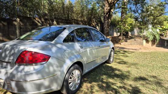 FIAT-LINEA-2012