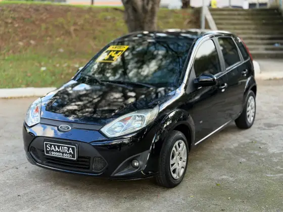 FORD FIESTA 1.0 ROCAM SE PLUS HATCH 8V FLEX 4P MANUAL FORD FIESTA 1.0 ROCAM SE PLUS HATCH 8V FLEX 4P MANUAL