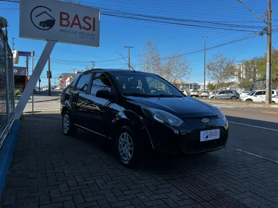 FORD FIESTA 1.0 ROCAM SEDAN 8V FLEX 4P MANUAL FORD FIESTA 1.0 ROCAM SEDAN 8V FLEX 4P MANUAL