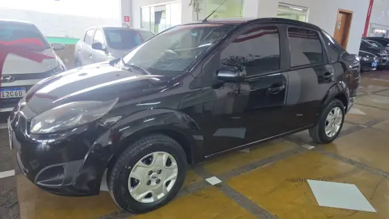 FORD FIESTA 1.6 ROCAM SEDAN 8V FLEX 4P MANUAL FORD FIESTA 1.6 ROCAM SEDAN 8V FLEX 4P MANUAL