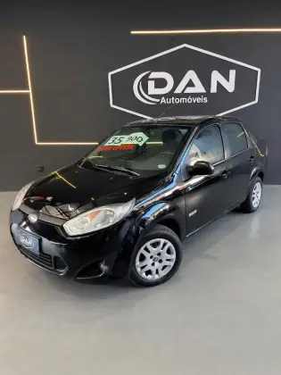 FORD FIESTA 1.6 ROCAM SEDAN 8V FLEX 4P MANUAL