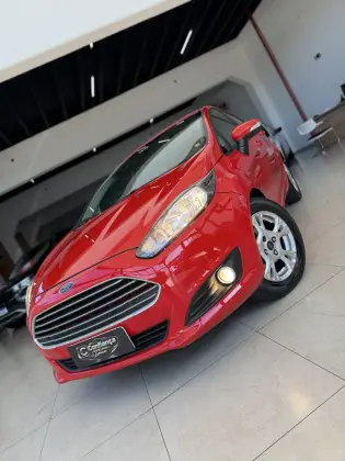 FORD FIESTA 1.6 SE HATCH 16V FLEX 4P POWERSHIFT FORD FIESTA 1.6 SE HATCH 16V FLEX 4P POWERSHIFT
