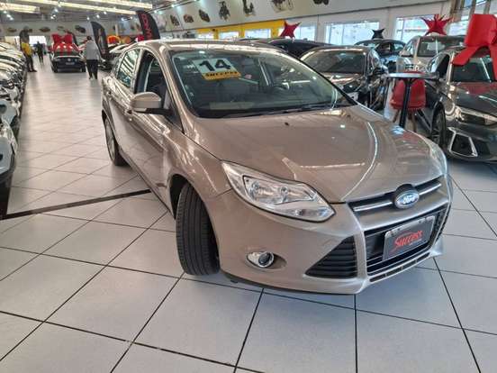 FORD-FOCUS-2.0 S SEDAN 16V FLEX 4P POWERSHIFT FORD-FOCUS-2013