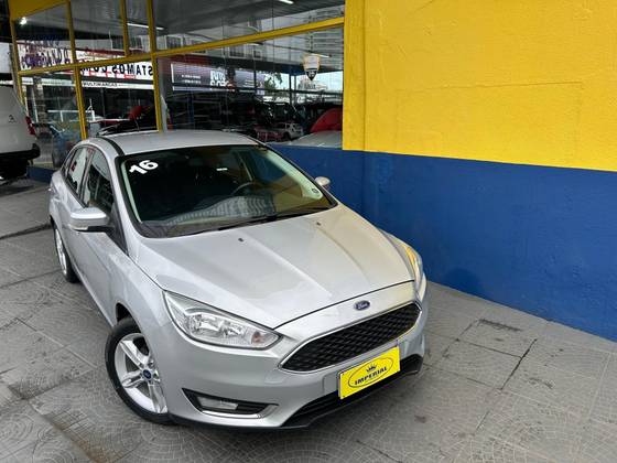 FORD FOCUS 2.0 SE PLUS SEDAN 16V FLEX 4P POWERSHIFT