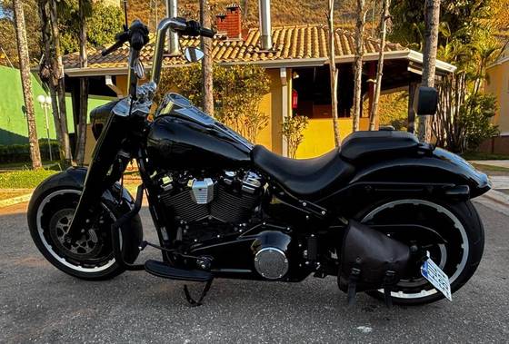 HARLEY-DAVIDSON SOFTAIL FAT BOY 114 