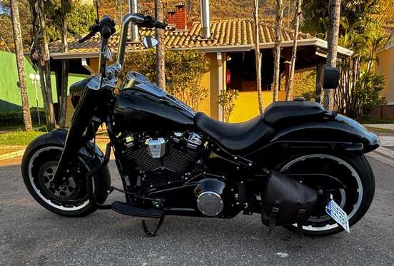 HARLEY-DAVIDSON-SOFTAIL FAT BOY 114-2021