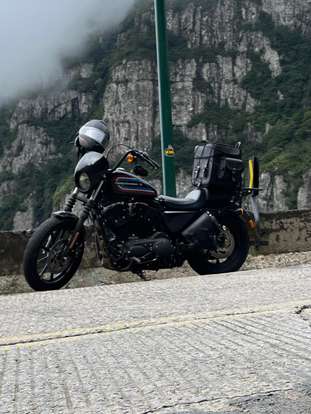 HARLEY-DAVIDSON-SPORTSTER IRON 1200-2020