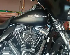 HARLEY-DAVIDSON STREET GLIDE HARLEY-DAVIDSON STREET GLIDE